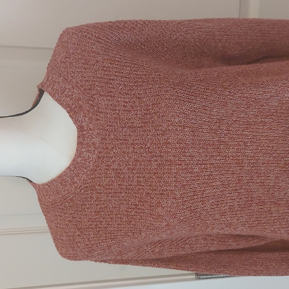 American Eagle Autumn Fall Chestnut Ribbed Knit Crewneck Sweater Size S - Picture 2 of 10